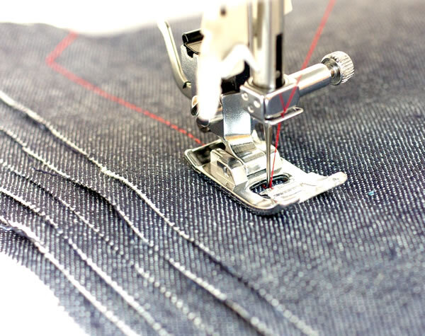 HZL-40N JUKIミシン | JUKIミシン | ミシンの販売・修理と安心5年保証の専門店